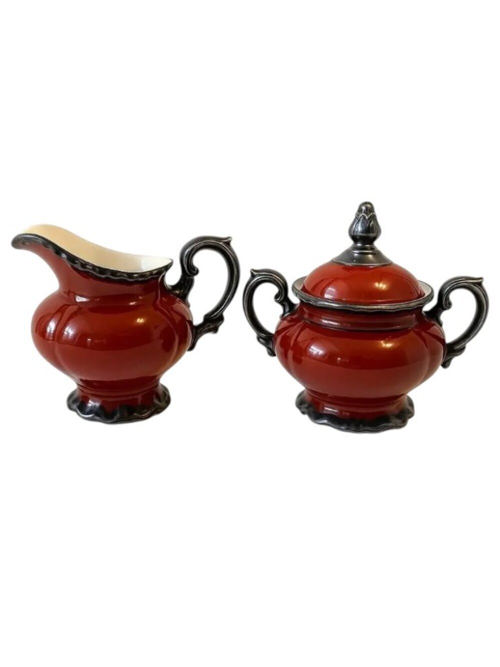 Johann Seltmann Bavaria Red Creamer & Sugar Bowl Set Vohenstrauß Germany
